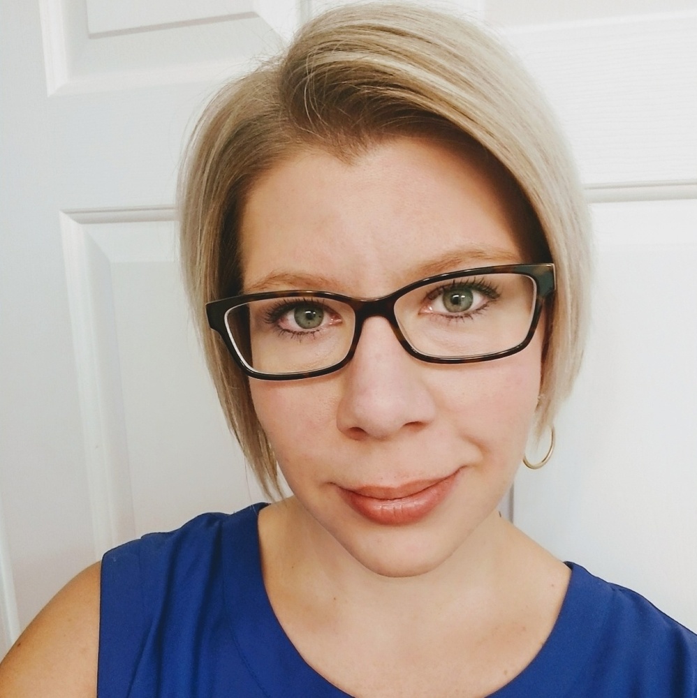 Meet your Posher, Karrie